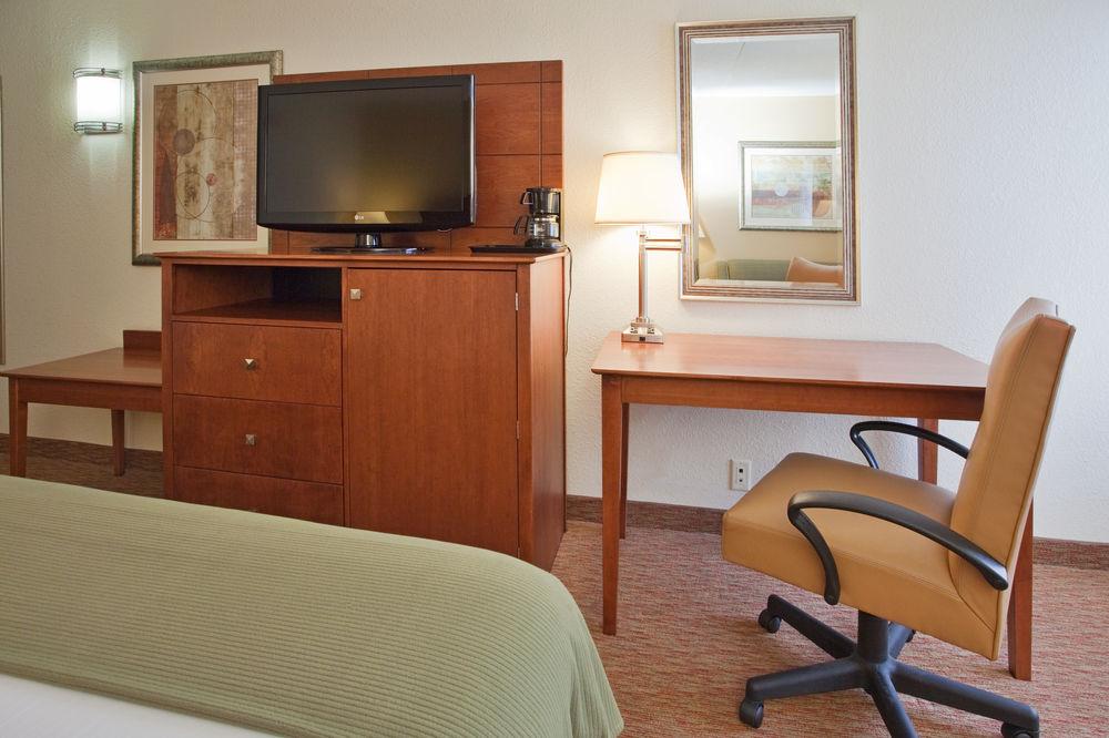 Holiday Inn Express Lynchburg By Ihg Экстерьер фото