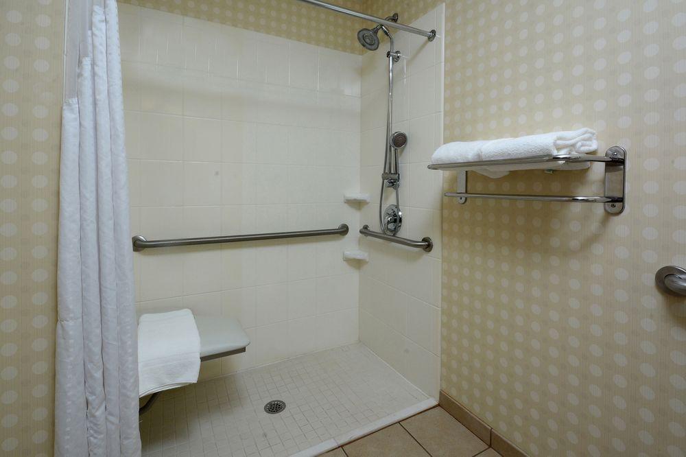 Holiday Inn Express Lynchburg By Ihg Экстерьер фото