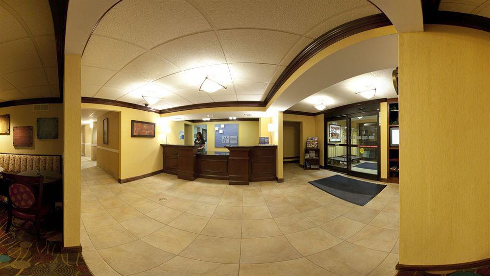 Holiday Inn Express Lynchburg By Ihg Экстерьер фото